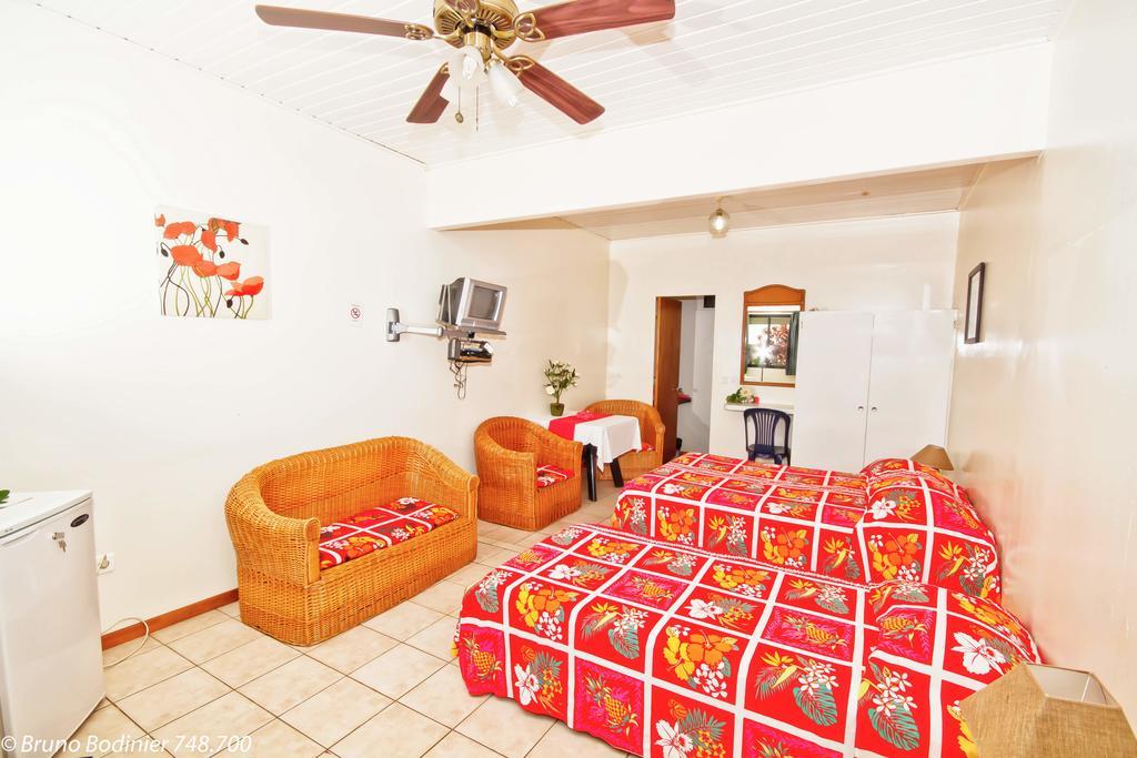 Pension Fare Maeva Huahine Quarto foto