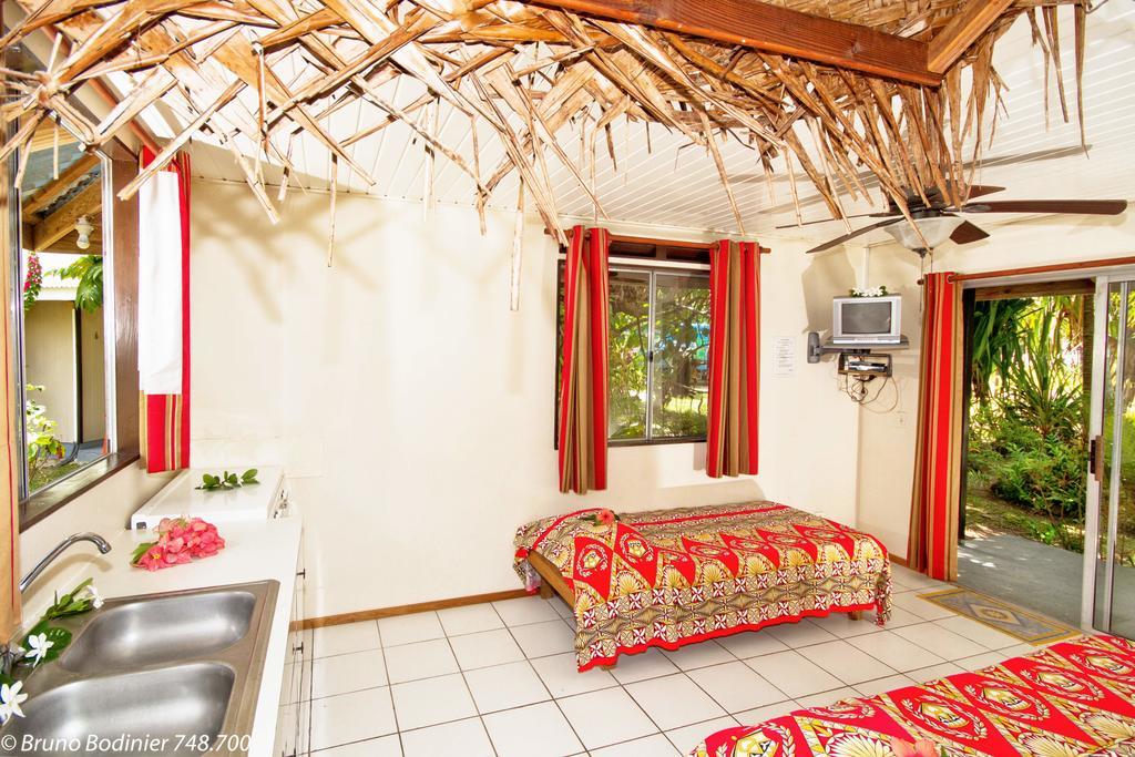 Pension Fare Maeva Huahine Exterior foto